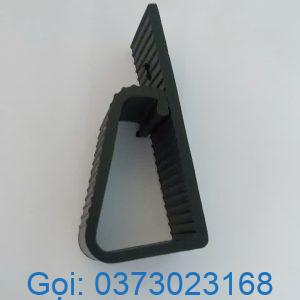 móc nhưa dây điện