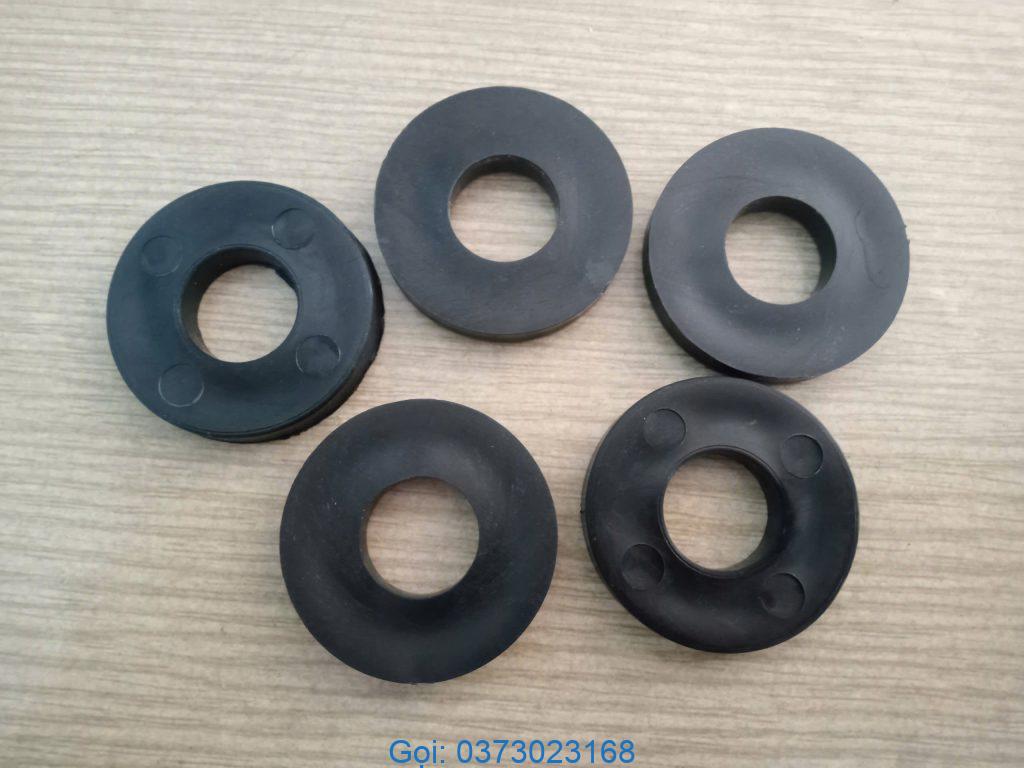 Long đền nhựa đen